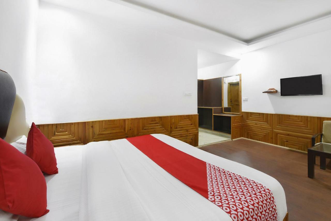 Oyo 23533 Mount View Hotel Kulu Buitenkant foto